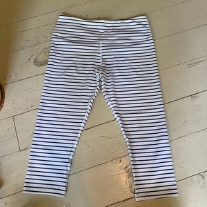 Scorpio Sol Lululemon Quiet Stripe Dupe - Medium